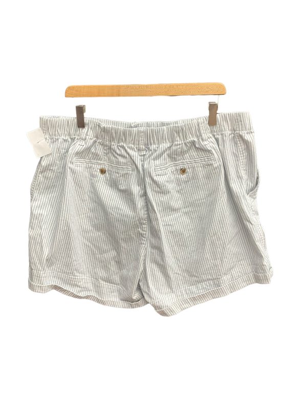 Striped Pattern Shorts Old Navy, Size 16 Discount - Image 2