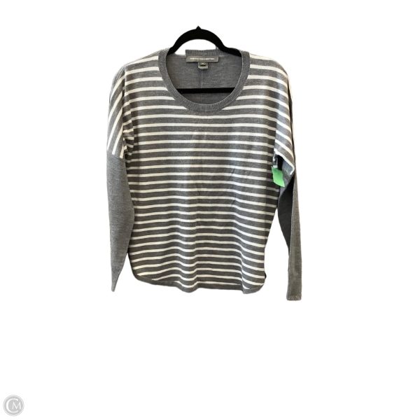Sweater By French Connection In Grey, Size: S Fashion