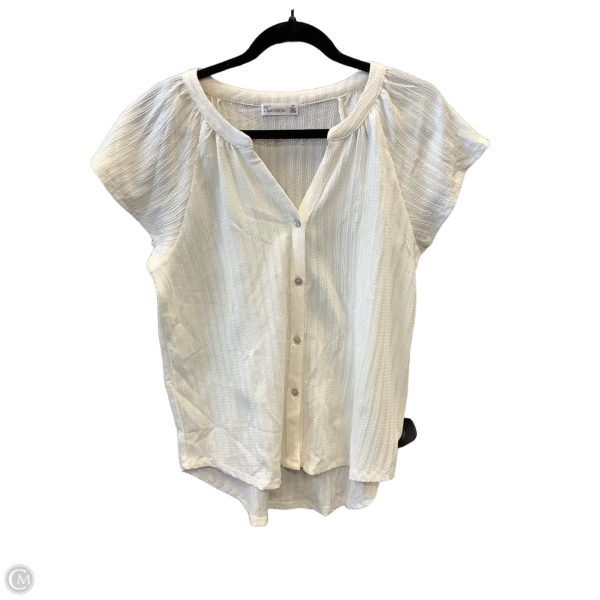 Top Short Sleeve By 89th And Madison In White, Size: S Discount